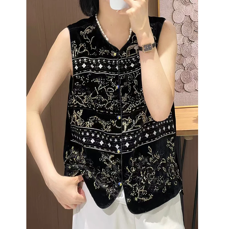 Autumn New V-Neck Single Breasted Silk + Velvet Fabric Beading Embroidered Retro Style Women's Vest S-XXL
Autumn New V-Neck Single Breasted Silk + Velvet Fabric Beading Embroidered Retro Style Women's Vest S-XXL