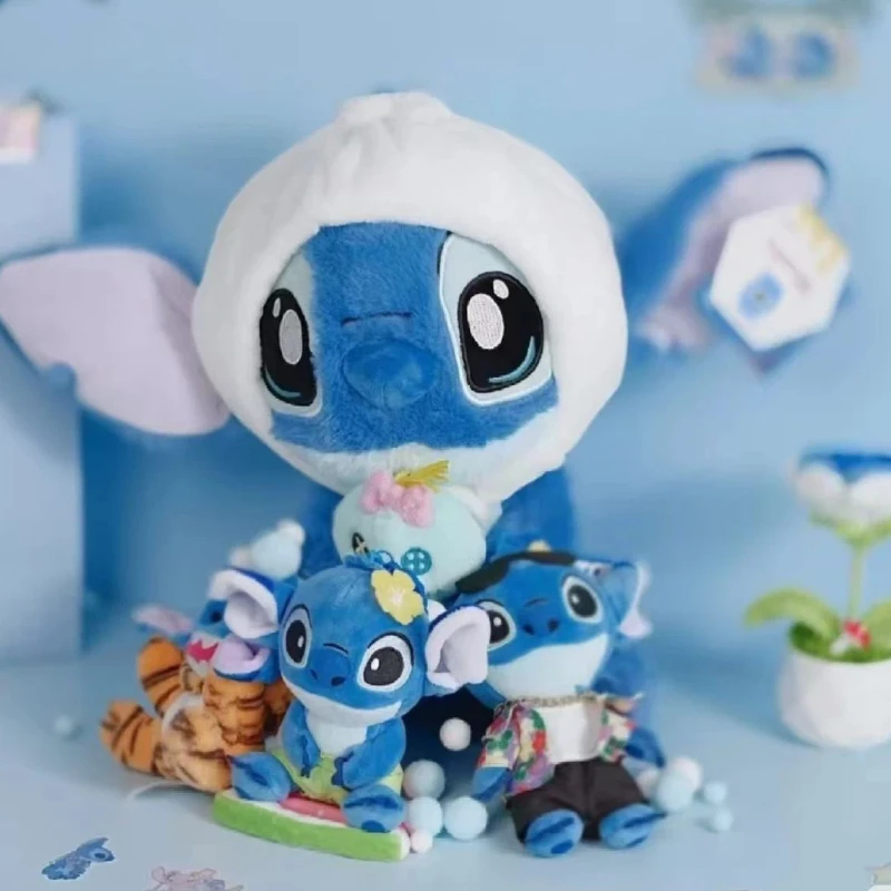 Плюшевые игрушки-фигурки Stitch Kawaii 25 см, милые инопланетяне, аниме-персонажи, подарки на день рождения, украшение для дома
Плюшевые игрушки-фигурки Stitch Kawaii 25 см, милые инопланетяне, аниме-персонажи, подарки на день рождения, украшение для дома