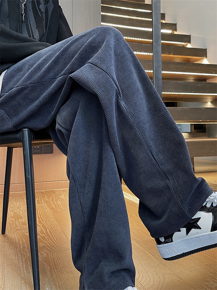 Corduroy Thickened Men's Pants Autumn Winter Fleece Lined Heavyweight Drapey Straight Leg High Street Vibe Loose Casual Trousers
Corduroy Thickened Men's Pants Autumn Winter Fleece Lined Heavyweight Drapey Straight Leg High Street Vibe Loose Casual Trousers