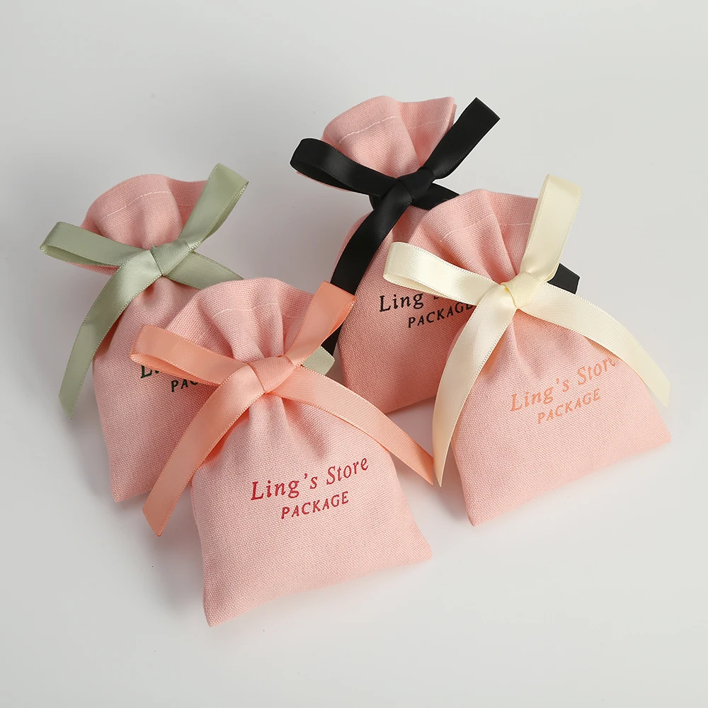 100pcs Lovely Pink Jewelry Cotton Ribbon Gift Bag 3x4inch 4x6inch Canvas Candy Pouch Perfume Pocket Crystal Aromatherapy Sachet
100pcs Lovely Pink Jewelry Cotton Ribbon Gift Bag 3x4inch 4x6inch Canvas Candy Pouch Perfume Pocket Crystal Aromatherapy Sachet
