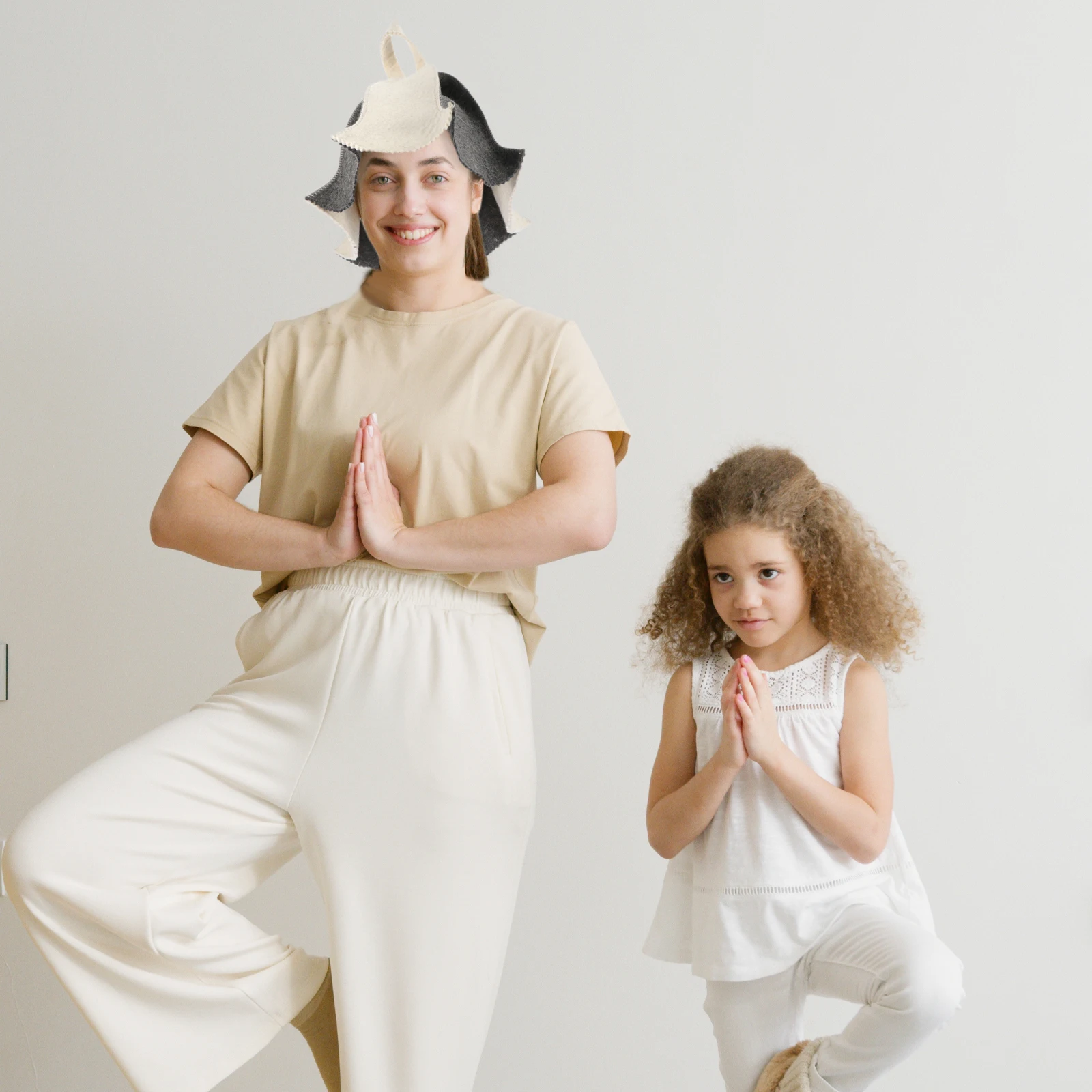 Felt Sauna Hat Premium Material Head Protection Bathing Steaming Men Women Moisture Absorption Comfortable Sauna Supplies
Felt Sauna Hat Premium Material Head Protection Bathing Steaming Men Women Moisture Absorption Comfortable Sauna Supplies