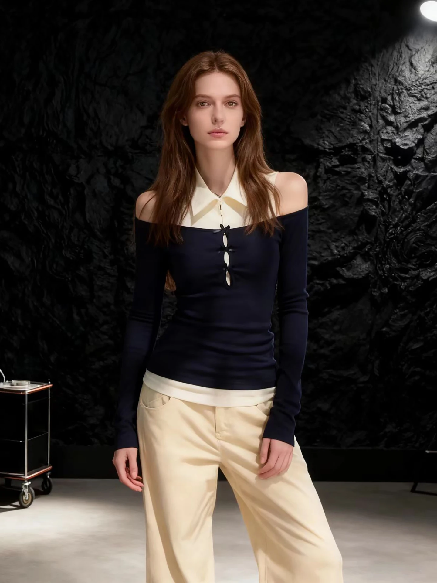 HUAAPPUW Color Blo Long Sve T-irt Sexy oulder Bared Collared Top Women's Faion Autumn Winter New Sle Casual Wear
HUAAPPUW Color Blo Long Sve T-irt Sexy oulder Bared Collared Top Women's Faion Autumn Winter New Sle Casual Wear