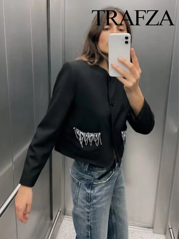 TRAFZA 2024 Fashion Women Chic Single-breasted Long Sleeves Causal Tassel Blazer Coat Female Vintage Pocket Tassel Overcoat Tops
TRAFZA 2024 Fashion Women Chic Single-breasted Long Sleeves Causal Tassel Blazer Coat Female Vintage Pocket Tassel Overcoat Tops