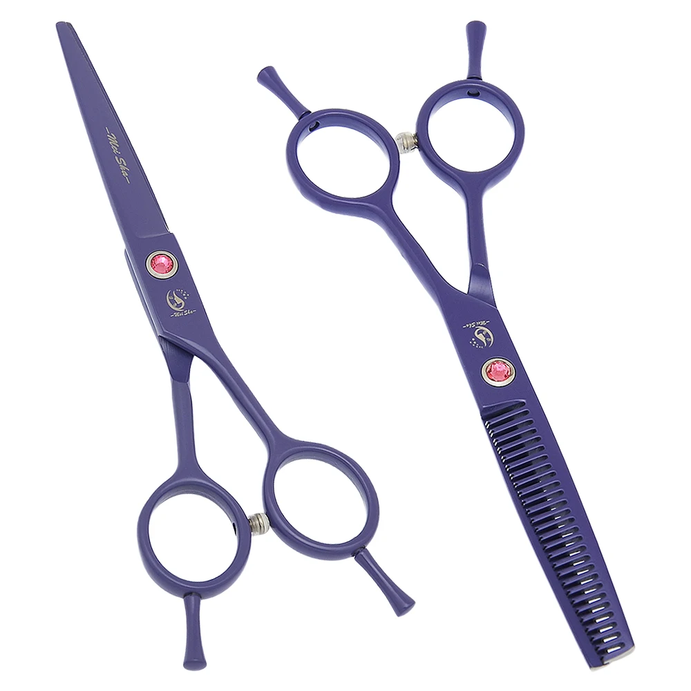 Профессиональные парикмахерские ножницы для стрижки волос 5,5 дюйма, филировочные ножницы для салонов, японская сталь, парикмахерские ножницы для стрижки, расческа A0058A
Профессиональные парикмахерские ножницы для стрижки волос 5,5 дюйма, филировочные ножницы для салонов, японская сталь, парикмахерские ножницы для стрижки, расческа A0058A