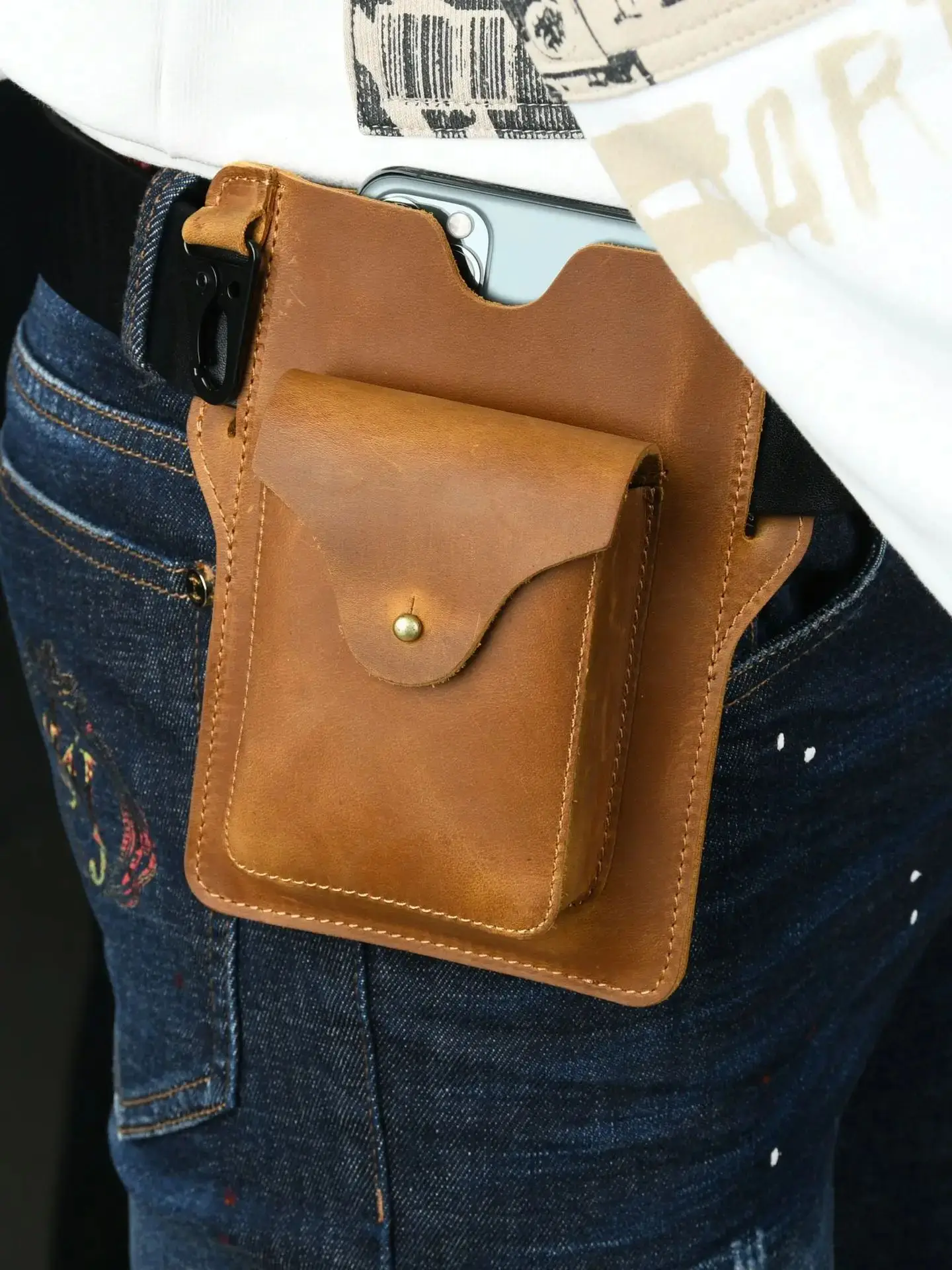 GOYN Genuine Leather Cell Phone Holster Waist Bag for Men Vintage Leather Secure Durable Vertical Mobile Phone Holder for Belt
GOYN Genuine Leather Cell Phone Holster Waist Bag for Men Vintage Leather Secure Durable Vertical Mobile Phone Holder for Belt