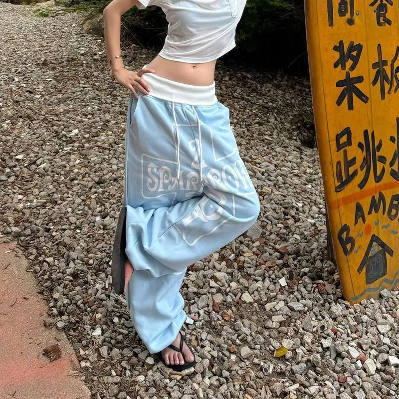 American Light Blue Wide Leg Sweatpants Women Contrast Waistband Summer New Drawstring Letter Print Casual Loose Jogger Trousers
American Light Blue Wide Leg Sweatpants Women Contrast Waistband Summer New Drawstring Letter Print Casual Loose Jogger Trousers