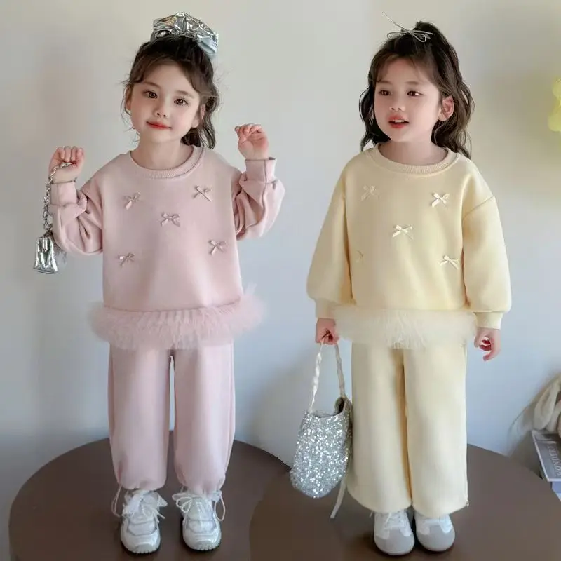 Girls Sweatshuit Clothing Set Fashion Children Princess Bow Love Decoration Hoodie Pants Two-piece Suit Spring Autumn New 2-7Y
Girls Sweatshuit Clothing Set Fashion Children Princess Bow Love Decoration Hoodie Pants Two-piece Suit Spring Autumn New 2-7Y