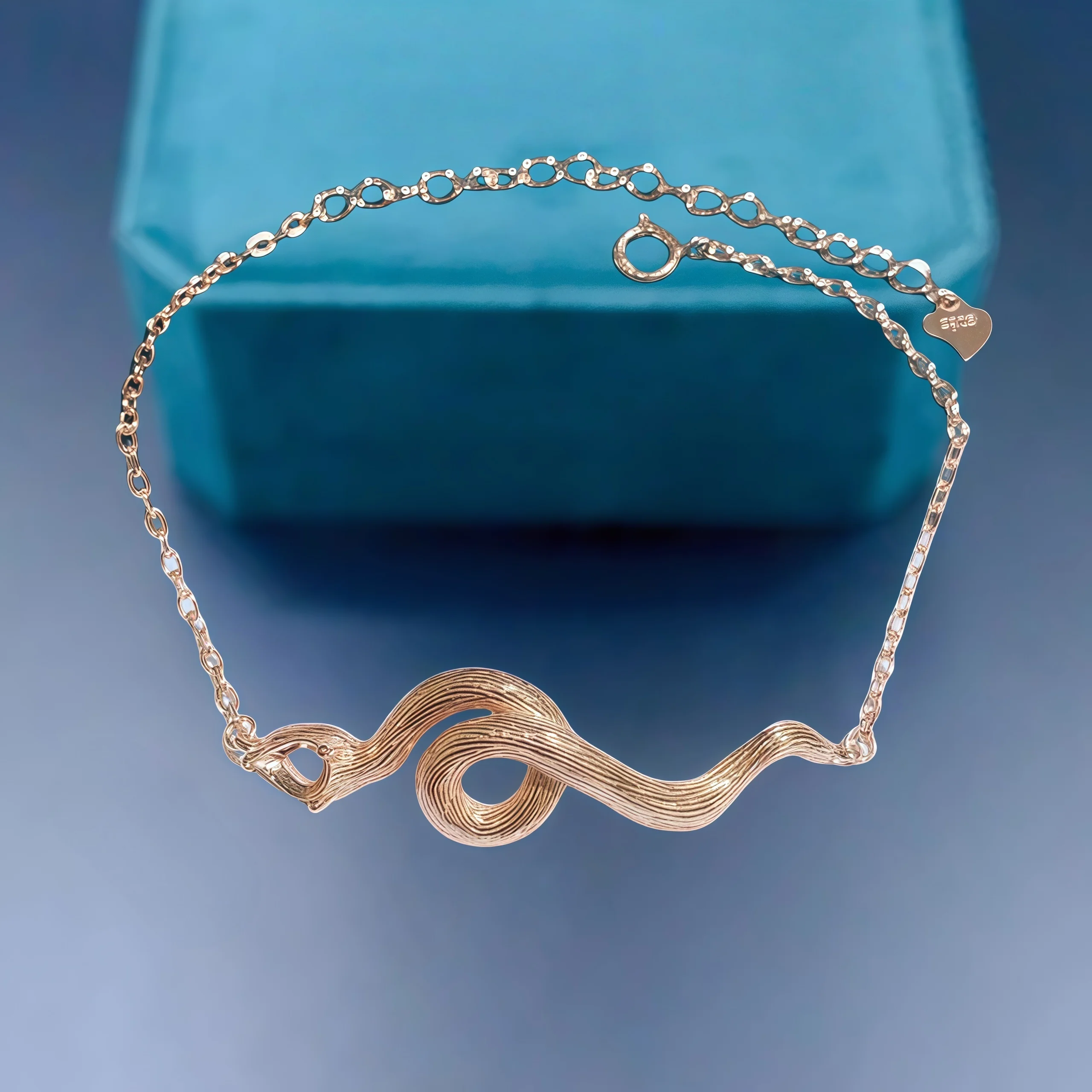 L S925 Sterling Silver DIY Empty Bracelet Holder Settings 4*6mm Water Drop Stone Fine Charm Jewelry Snake Design for Woman
L S925 Sterling Silver DIY Empty Bracelet Holder Settings 4*6mm Water Drop Stone Fine Charm Jewelry Snake Design for Woman