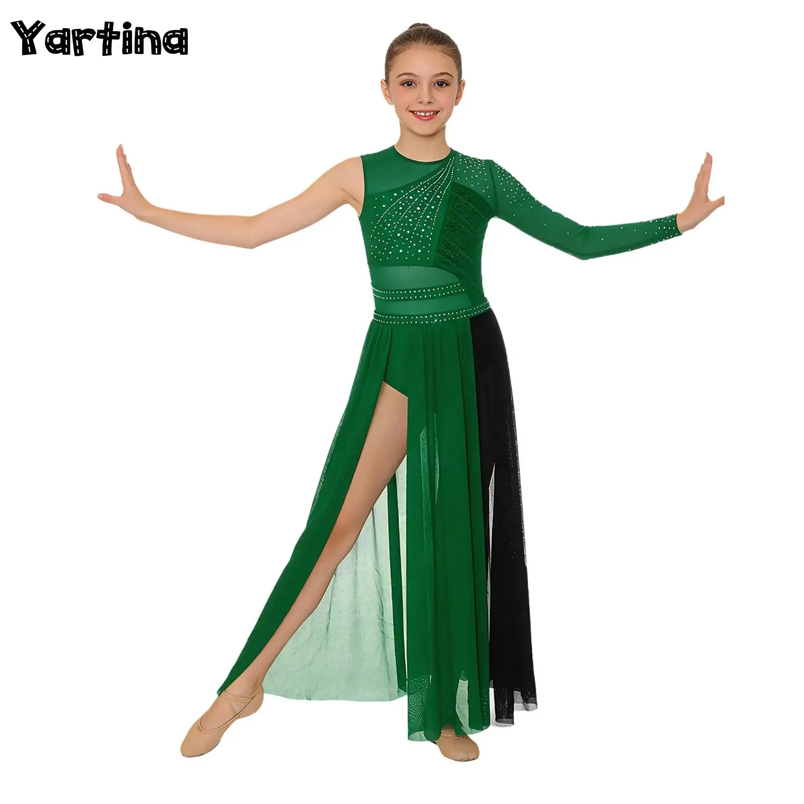 Kids Girls Shiny Rhinestones Ballet Lyrical Dance Dress Performance Costume Back Invisible Zipper Side Split Mesh Leotards Dress
Kids Girls Shiny Rhinestones Ballet Lyrical Dance Dress Performance Costume Back Invisible Zipper Side Split Mesh Leotards Dress