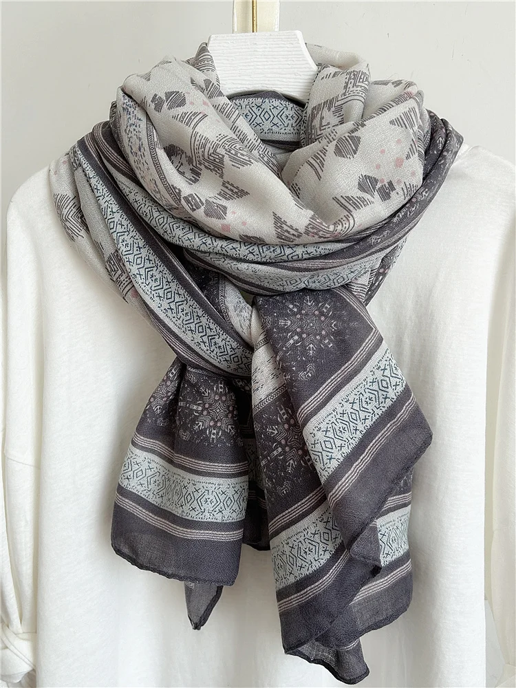 Зимние женские шарфы, этническая шаль, шарф2025, новый осенний шарф, женская шаль для защиты шеи, универсальная сетчатая накидка, женские аксессуары
Зимние женские шарфы, этническая шаль, шарф2025, новый осенний шарф, женская шаль для защиты шеи, универсальная сетчатая накидка, женские аксессуары