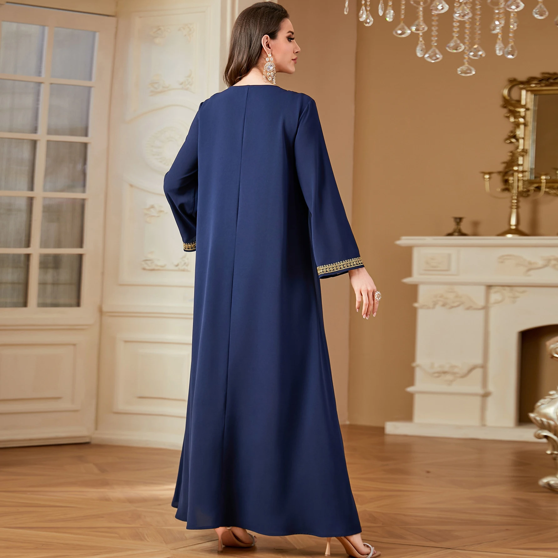 UNI New Arrival Ramadan Eid Muslim Dress for Women Sequine Embroidered Long Sleeve Dress Morocco Dubai Kaftan Vestidos Jalabiya
UNI New Arrival Ramadan Eid Muslim Dress for Women Sequine Embroidered Long Sleeve Dress Morocco Dubai Kaftan Vestidos Jalabiya