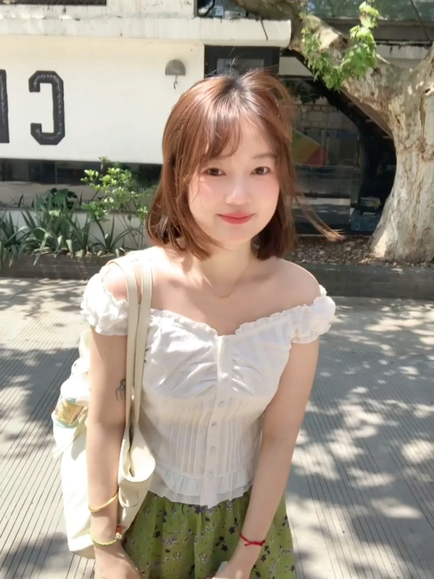Princess Style Floral Print Short Sleeve Shirt And High Waist Skirt Two Piece Set for Women Breathable Summer Fashion Outfit
Princess Style Floral Print Short Sleeve Shirt And High Waist Skirt Two Piece Set for Women Breathable Summer Fashion Outfit