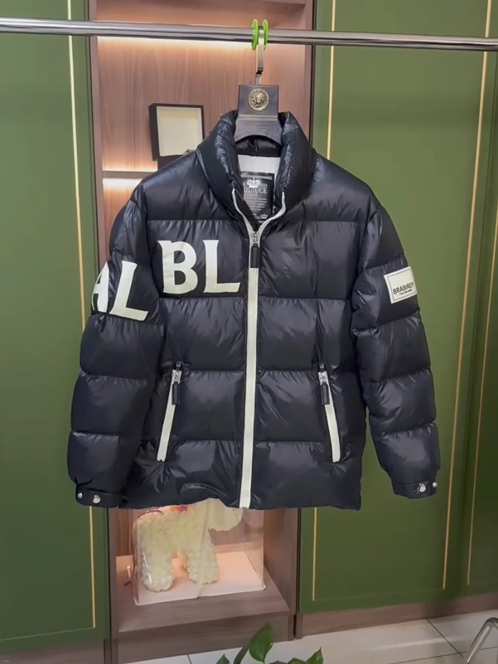 A77 Men's Faionable Casual Stand Collar down Jaet Warm Sli Autumn Winter Outerwear Youth Urban Sle Zipper Closure
A77 Men's Faionable Casual Stand Collar down Jaet Warm Sli Autumn Winter Outerwear Youth Urban Sle Zipper Closure