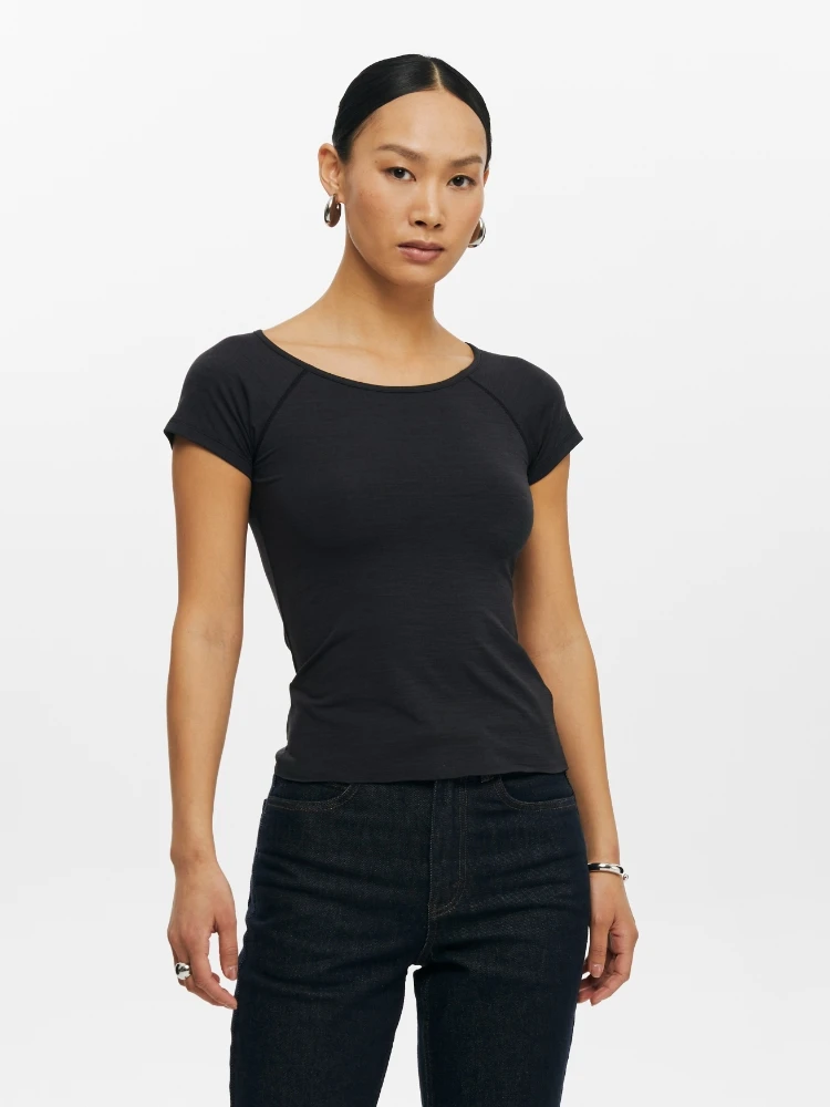 Oneup Spor oulder Insertion ort Sve Yoga T-irt for Women Breathable Bla ort Length Slim Fit Polyester Fiber
Oneup Spor oulder Insertion ort Sve Yoga T-irt for Women Breathable Bla ort Length Slim Fit Polyester Fiber