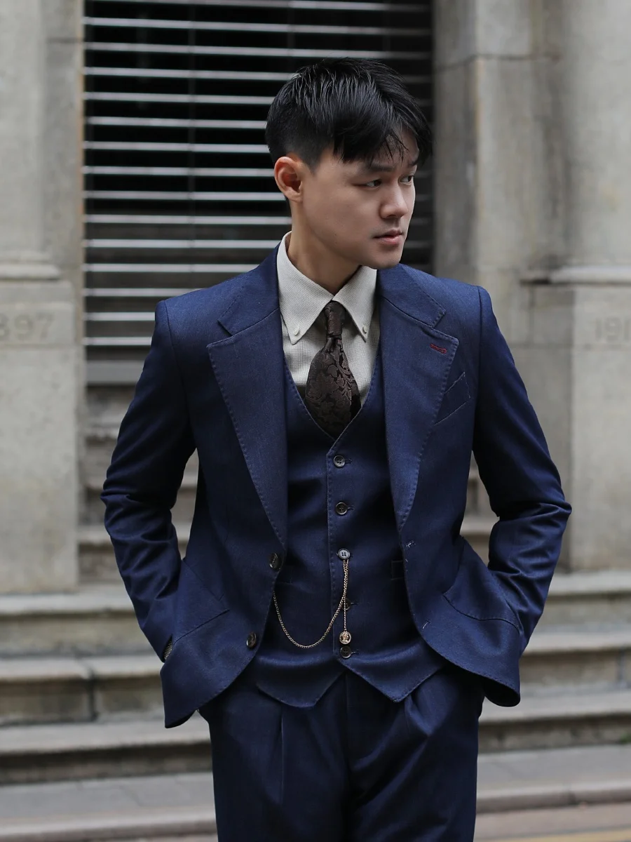Retro Italian Neapolitan Wide Lapel Slim Fit Wedding Suit Jacket Denim Color Gentleman's Suit Outerwear Business Casual Style
Retro Italian Neapolitan Wide Lapel Slim Fit Wedding Suit Jacket Denim Color Gentleman's Suit Outerwear Business Casual Style