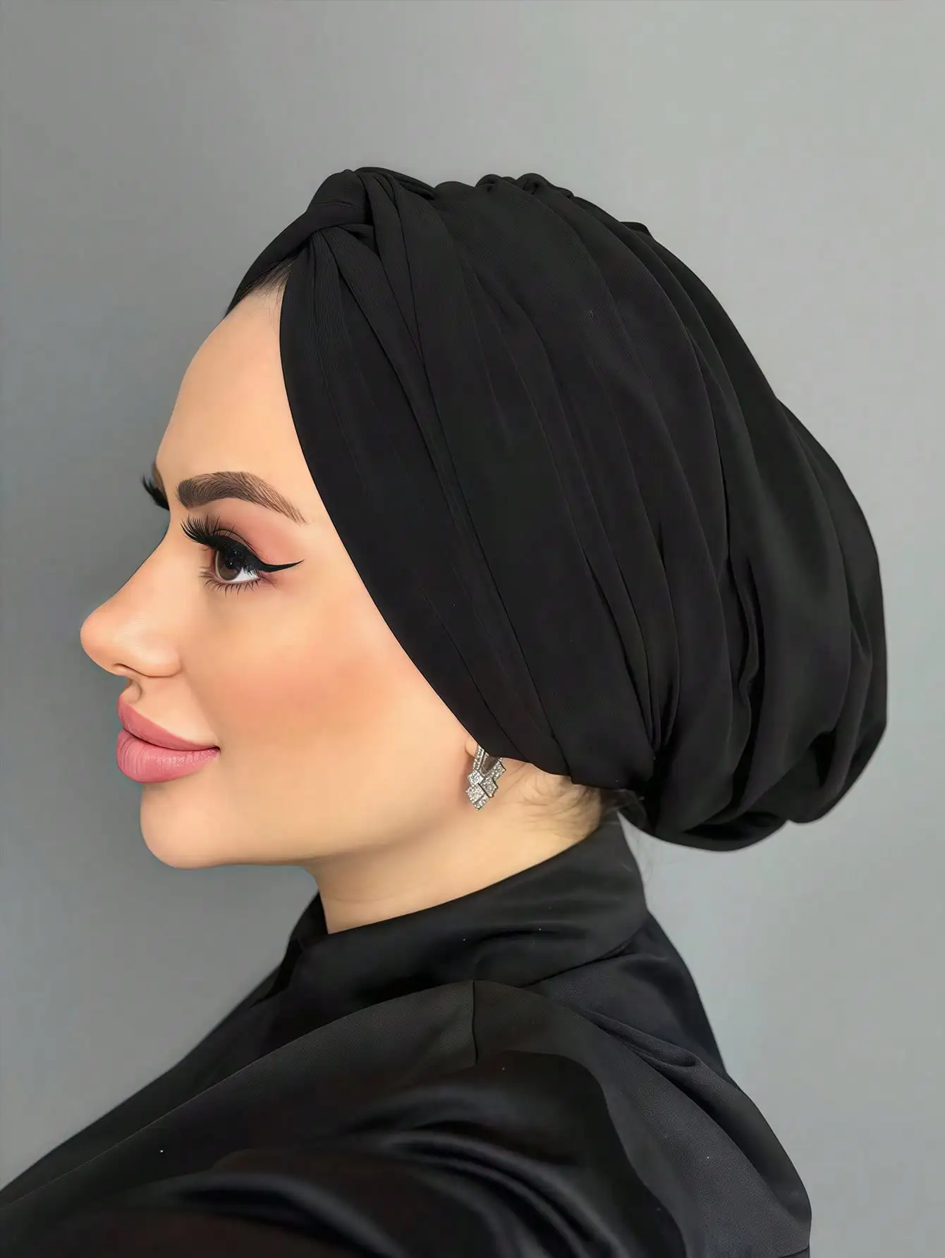 1pc Women's Classic Solid Color Chemo Turban, High Elasticity Pleated Design, Anti-Slip Breathable Headwrap, Multilayer Pleated Style For Hijab, Soft & Comfortable Modal Knit Fabric, Suitable For Daily Wear
1pc Women's Classic Solid Color Chemo Turban, High Elasticity Pleated Design, Anti-Slip Breathable Headwrap, Multilayer Pleated Style For Hijab, Soft & Comfortable Modal Knit Fabric, Suitable For Daily Wear