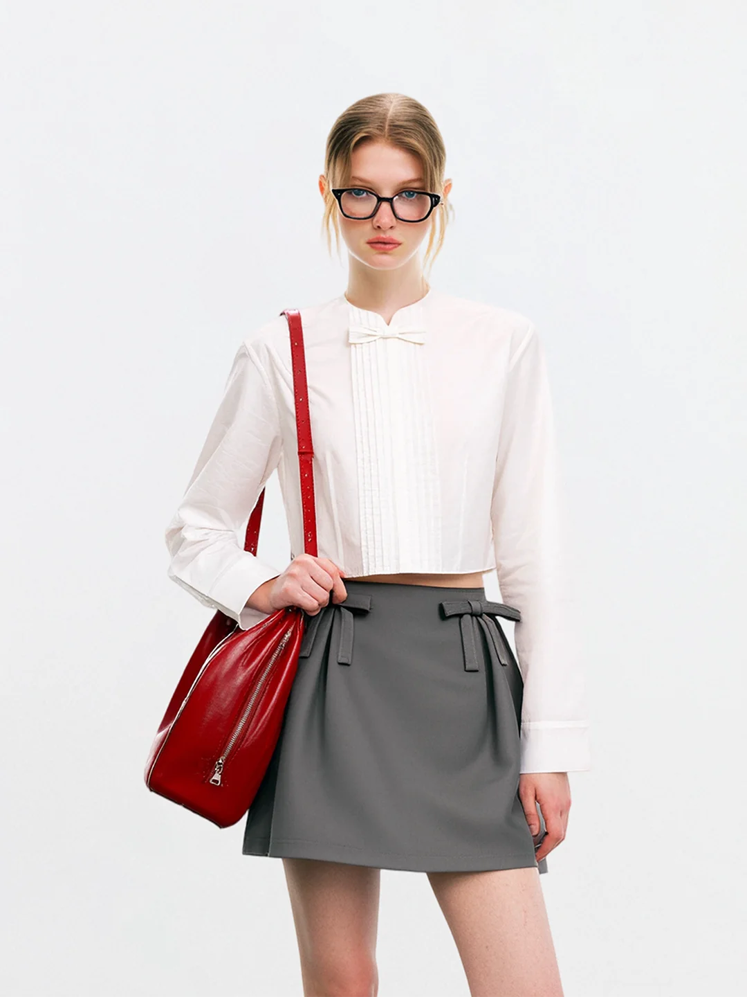 Блузка женская AHMI Sweet Sle белая с бантом, укороченная, с длинным рукавом, для девочек, весна-осень, модная, на пуговицах сзади
Блузка женская AHMI Sweet Sle белая с бантом, укороченная, с длинным рукавом, для девочек, весна-осень, модная, на пуговицах сзади