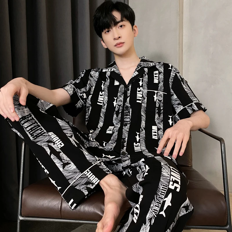Summer Cardigan Men's pajamas set loungewear plus size cotton korean version thin teenager Sleepwear Big Size L-4XL lounge set
Summer Cardigan Men's pajamas set loungewear plus size cotton korean version thin teenager Sleepwear Big Size L-4XL lounge set