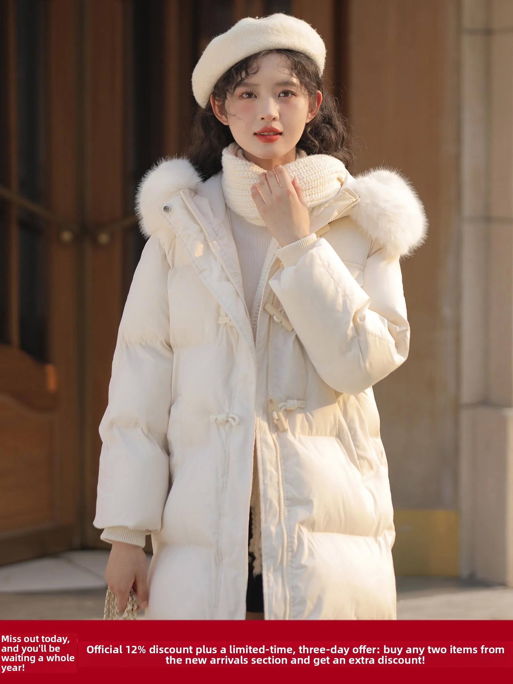 Lingjiu, новинка 2025, корейское хлопковое пальто на пуху с цветком сливы, женское пальто средней длины, зимняя хлопковая одежда с большим меховым воротником
Lingjiu, новинка 2025, корейское хлопковое пальто на пуху с цветком сливы, женское пальто средней длины, зимняя хлопковая одежда с большим меховым воротником