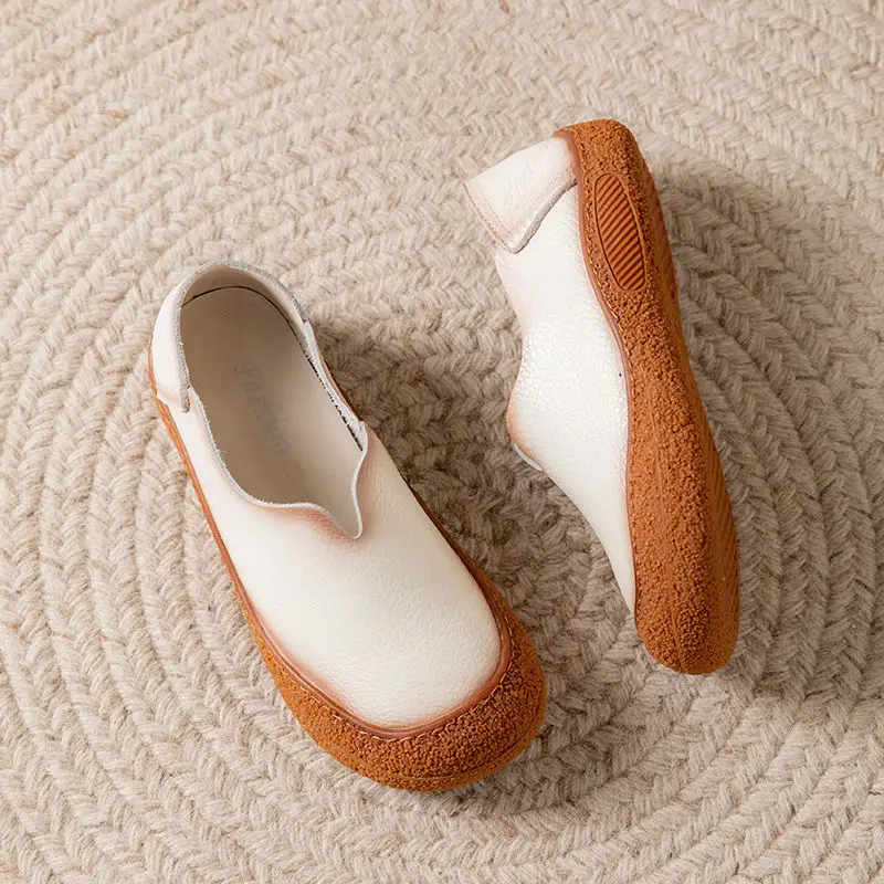 New V cut cow leather shoes for women luxury wide toe ballet flats ladies vintage slip on roman shoe top quality brand moccasins
New V cut cow leather shoes for women luxury wide toe ballet flats ladies vintage slip on roman shoe top quality brand moccasins
