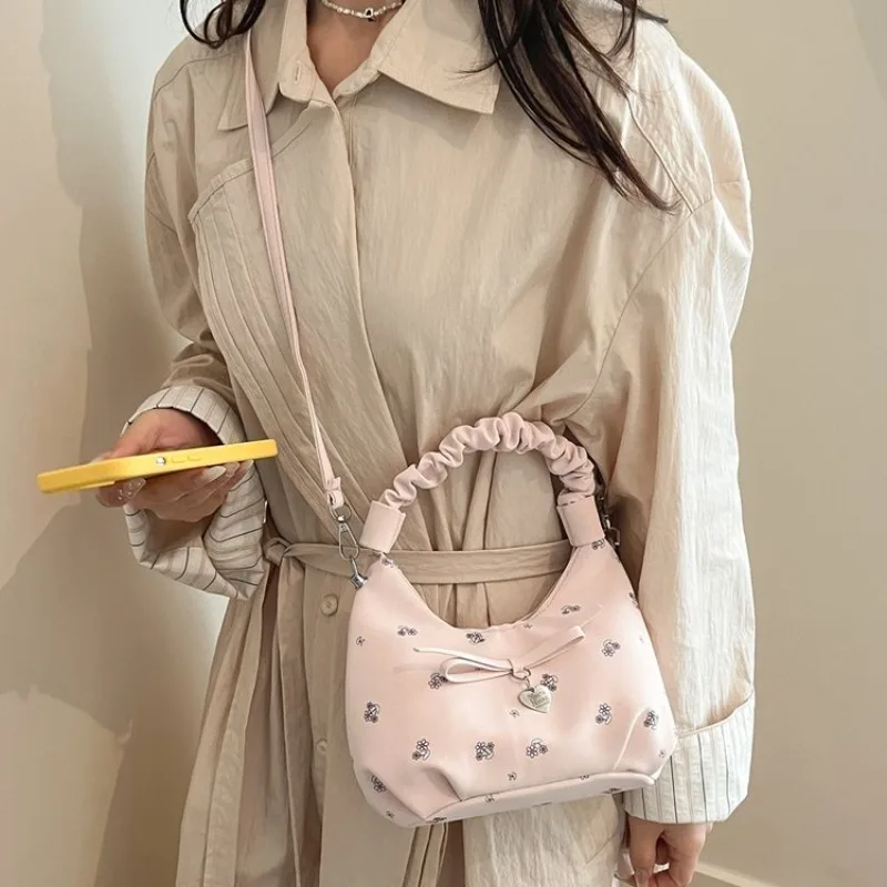 Classic High End Leather Ladies Bag Luxury Elegant Vintage Trendy Crossbody Messenger Tote Bag
Classic High End Leather Ladies Bag Luxury Elegant Vintage Trendy Crossbody Messenger Tote Bag