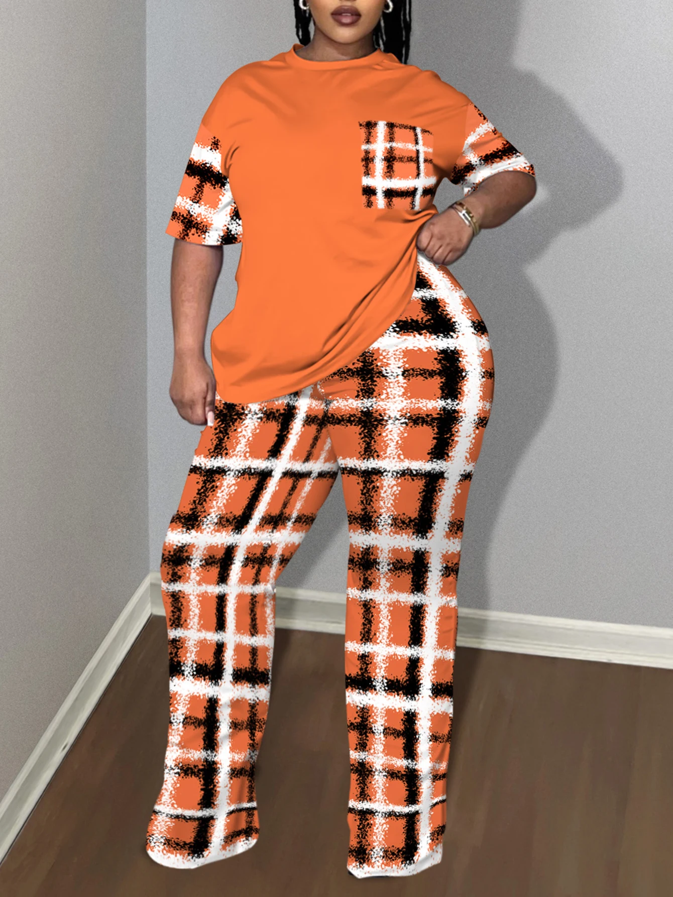 LW Plus Size 2pcs sets short sleeve round neck Plaid Print Pocket Design Top + Wide Leg Pants Set Autumn casual women's clothing
LW Plus Size 2pcs sets short sleeve round neck Plaid Print Pocket Design Top + Wide Leg Pants Set Autumn casual women's clothing