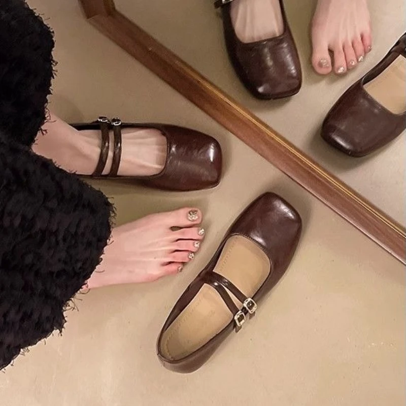 2026 Spring Summer New Women Mary Jane Flats French Style Versatile Single Shoes
2026 Spring Summer New Women Mary Jane Flats French Style Versatile Single Shoes