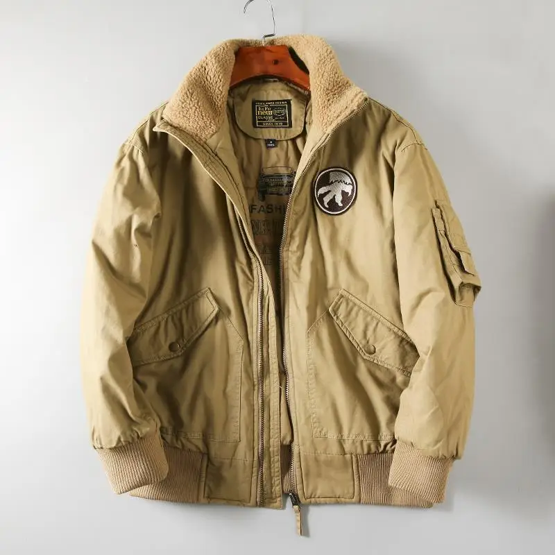 Зимняя утепленная мужская хлопковая куртка-бомбер в стиле пилотских курток ВВС с флисовой подкладкой, повседневная рабочая одежда, приталенный крой, для молодежи
Зимняя утепленная мужская хлопковая куртка-бомбер в стиле пилотских курток ВВС с флисовой подкладкой, повседневная рабочая одежда, приталенный крой, для молодежи