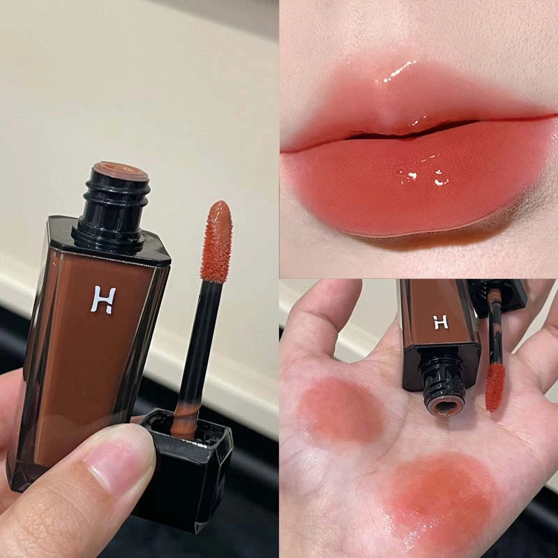 High Quality HERORANGE Mirror lip gloss The water-based finish is not prone to fading Youthful-looking lipstick and lip gloss
High Quality HERORANGE Mirror lip gloss The water-based finish is not prone to fading Youthful-looking lipstick and lip gloss