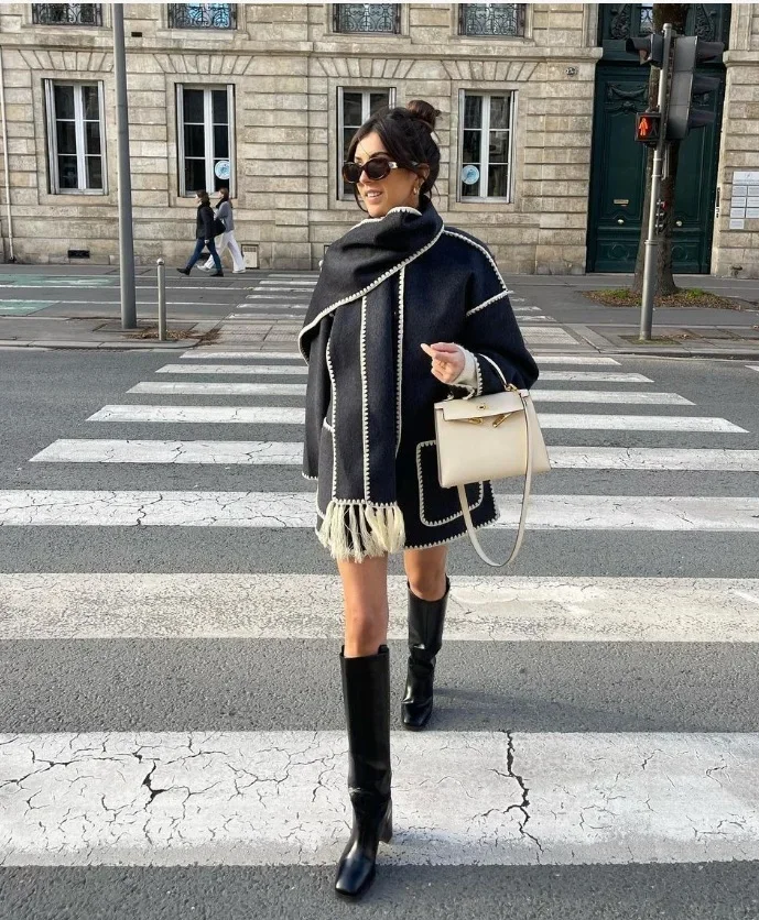 Women Blends Long Sleeve Scarf Tassel Single Breasted Button Outerwear Cardigan Jackets Patchwork Pockets Thicken Autumn
Women Blends Long Sleeve Scarf Tassel Single Breasted Button Outerwear Cardigan Jackets Patchwork Pockets Thicken Autumn