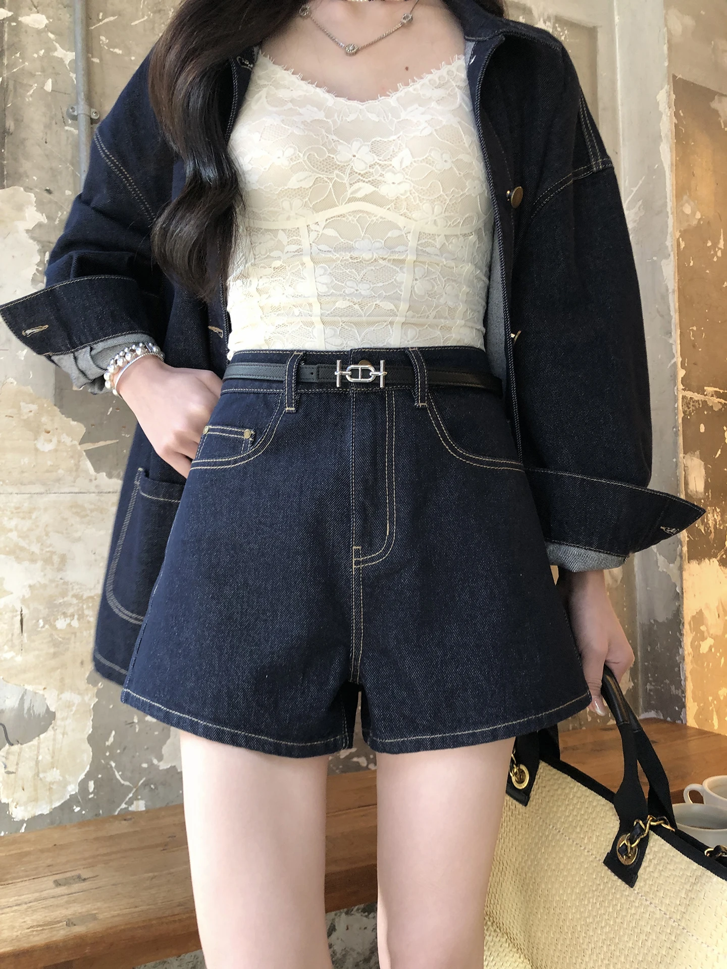 Summer Poem Classic Cotton Vintage Denim Short Shorts Women's Spring Summer Versatile High Waist Zipper Pocket Casual Pur...
Summer Poem Classic Cotton Vintage Denim Short Shorts Women's Spring Summer Versatile High Waist Zipper Pocket Casual Pur...