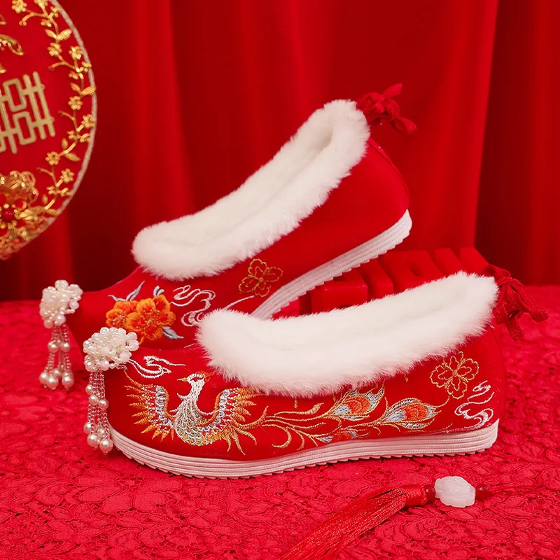 Flat Wedding Shoes Winter Chinese Style Xiuhe Red Pearl Tassel Ancient Hanfu shoes
Flat Wedding Shoes Winter Chinese Style Xiuhe Red Pearl Tassel Ancient Hanfu shoes