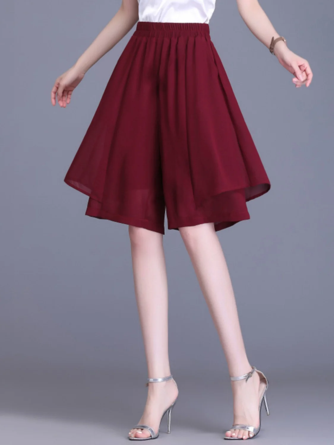 Women's Culottes 2025 Summer New Large Size Chiffon Wide Leg Pants Casual Quarter Pants Loose and Thin Mother Culottes C91
Women's Culottes 2025 Summer New Large Size Chiffon Wide Leg Pants Casual Quarter Pants Loose and Thin Mother Culottes C91