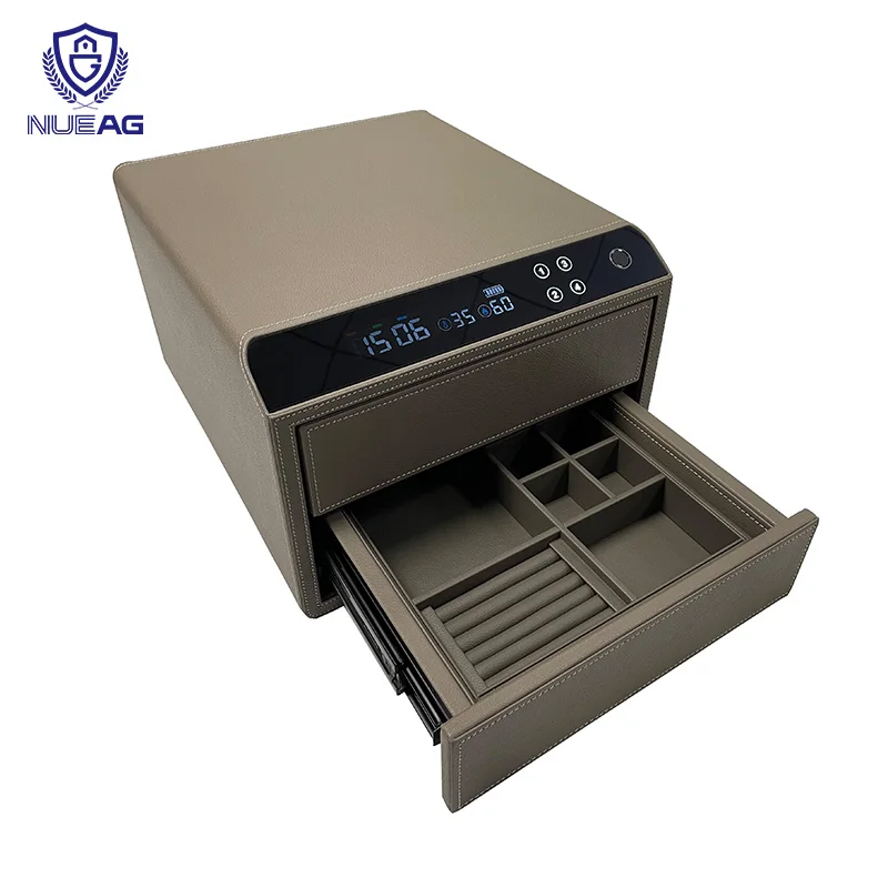 Цифровой сейф-шкаф с сенсорным экраном и кодовым замком, с функцией распознавания отпечатков пальцев, для хранения ювелирных изделий и ключей
Цифровой сейф-шкаф с сенсорным экраном и кодовым замком, с функцией распознавания отпечатков пальцев, для хранения ювелирных изделий и ключей