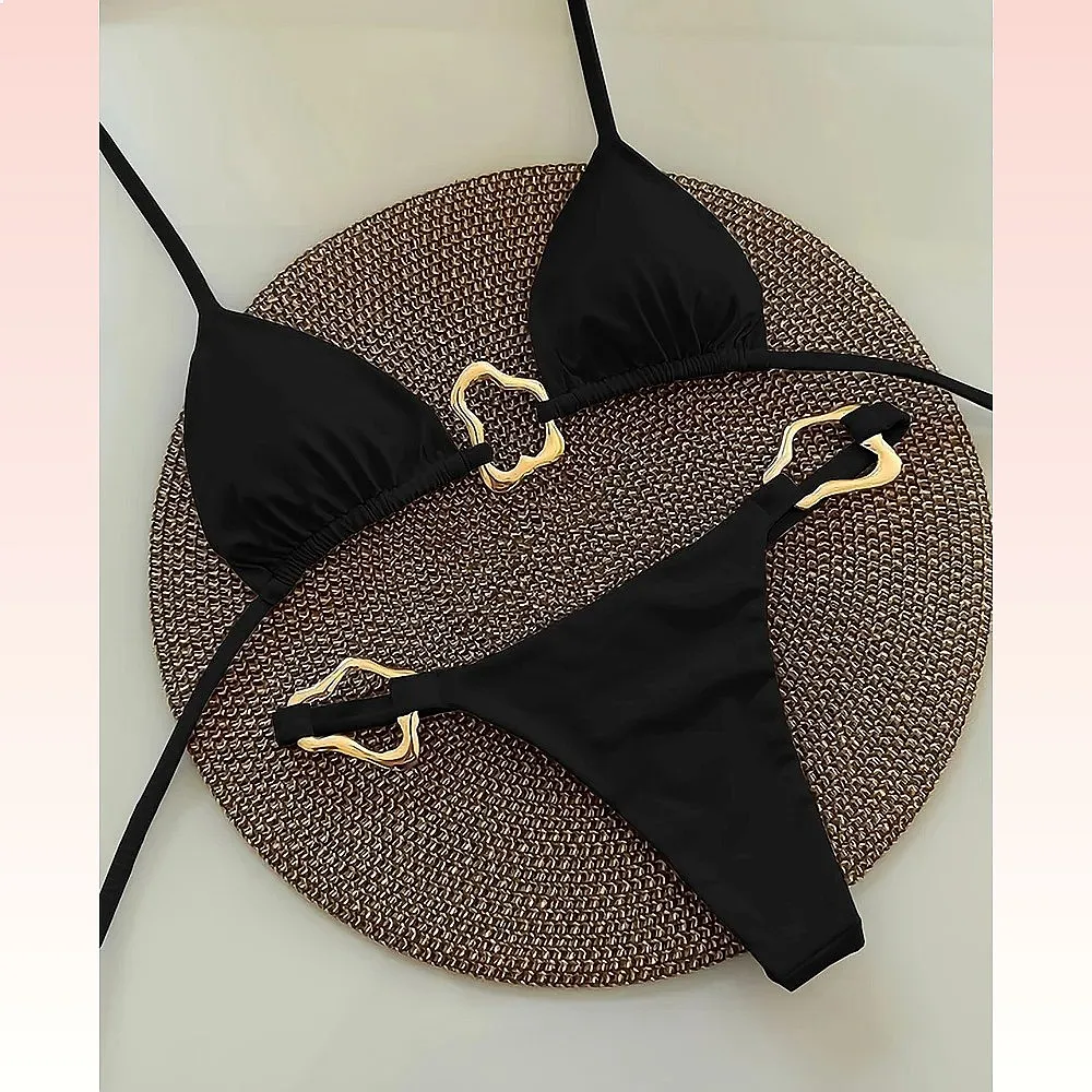 New Sexy Solid Color Lace-Up Split Two-Piece Bikini Swimsuit for Women
New Sexy Solid Color Lace-Up Split Two-Piece Bikini Swimsuit for Women
