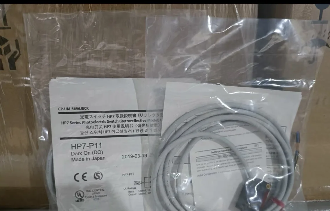 New Original Photoelectric Sensor HP7-P11
New Original Photoelectric Sensor HP7-P11