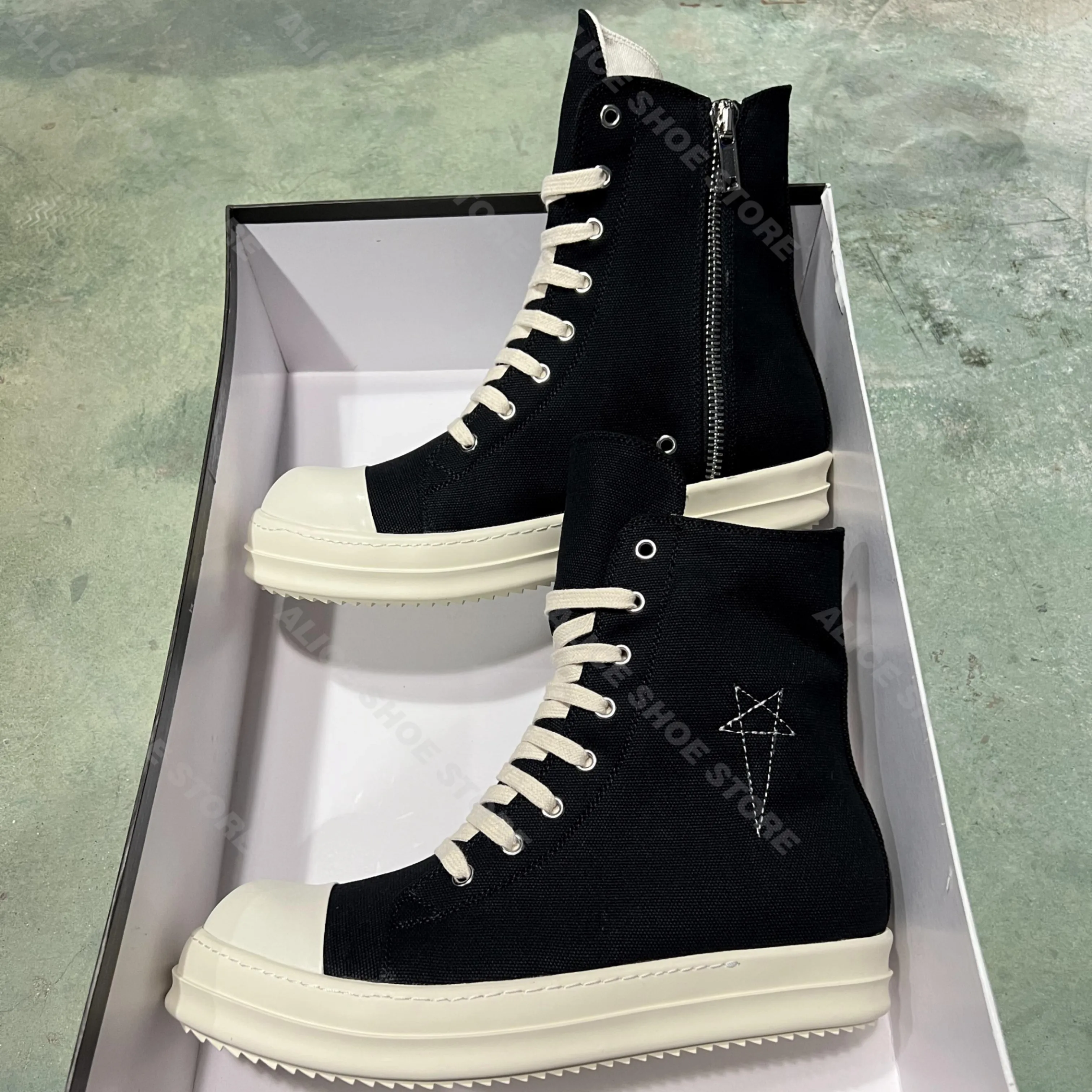 Designer Pentagram Women Ankle Boot Men Trainer Casual ricks Canvas High Top Shoe New Fashion Owens Zip Thick-sole Sneaker
Designer Pentagram Women Ankle Boot Men Trainer Casual ricks Canvas High Top Shoe New Fashion Owens Zip Thick-sole Sneaker