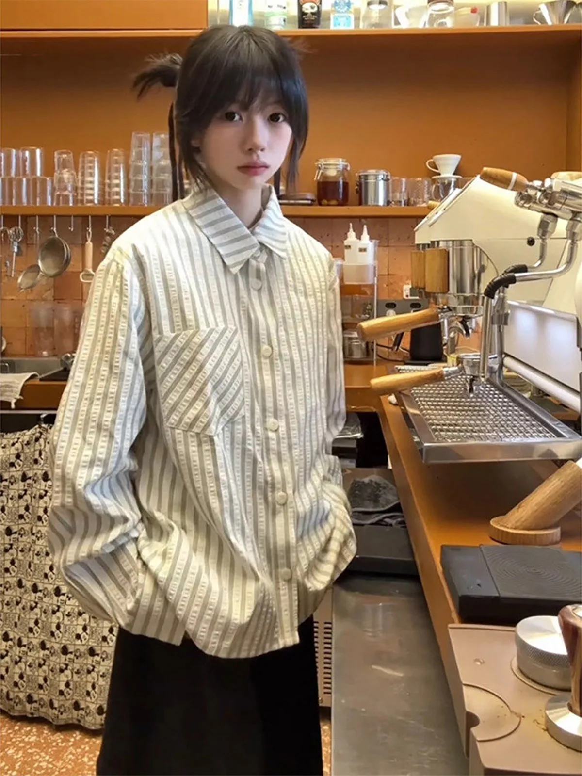 Vintage White Striped Bubble irt Long Sve Casual ex Spring Autumn Sun Protection Outerwear for Couples Youth Faion
Vintage White Striped Bubble irt Long Sve Casual ex Spring Autumn Sun Protection Outerwear for Couples Youth Faion