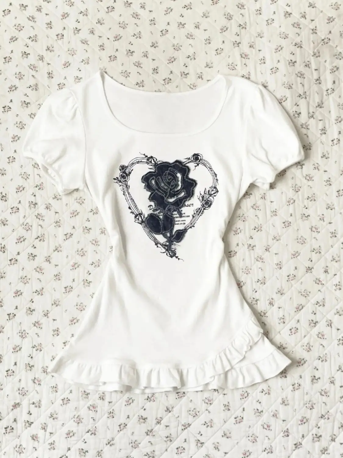 Onalippa Patchwork Lace Short Sleeved T-shirt Summer Made Pure Cotton American Printed Design Featuring Cinched Waist Top
Onalippa Patchwork Lace Short Sleeved T-shirt Summer Made Pure Cotton American Printed Design Featuring Cinched Waist Top