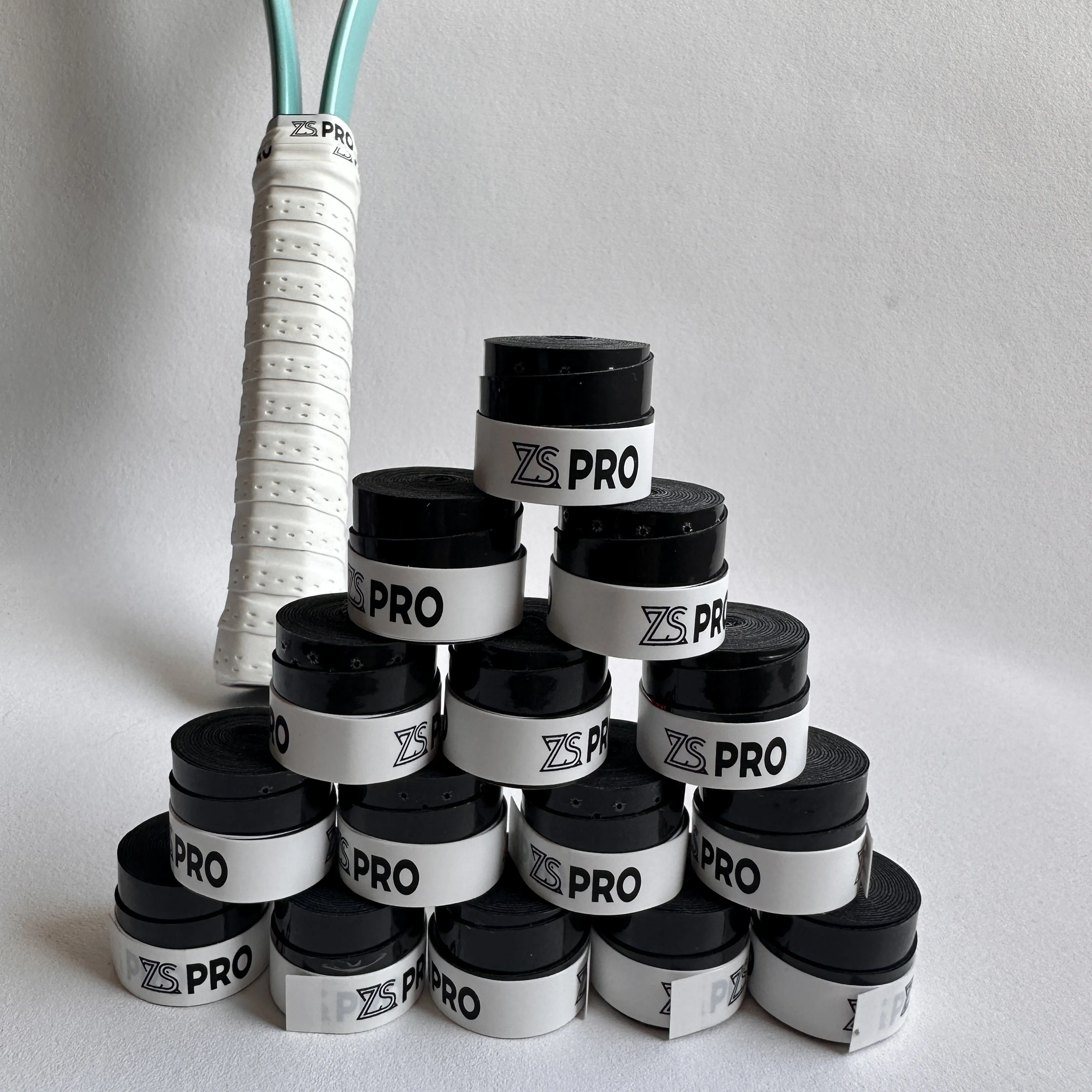 30pcs Zero Sense Tennis Overgrip Tape Anti-Slip Padel Racket Grip Training Replacement Sweatband Badminton Single Accessory
30pcs Zero Sense Tennis Overgrip Tape Anti-Slip Padel Racket Grip Training Replacement Sweatband Badminton Single Accessory