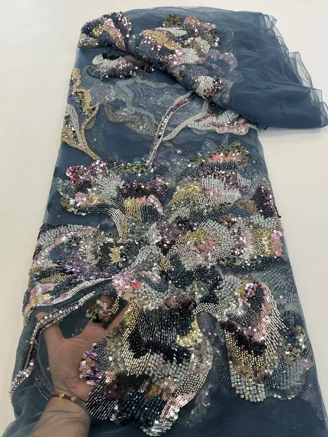 Luxury African Heavy Handmade Beaded Lace Fabric High Quality 5Yards Sequins French Tulle Bead Lace For Wedding Party HXC6358
Luxury African Heavy Handmade Beaded Lace Fabric High Quality 5Yards Sequins French Tulle Bead Lace For Wedding Party HXC6358