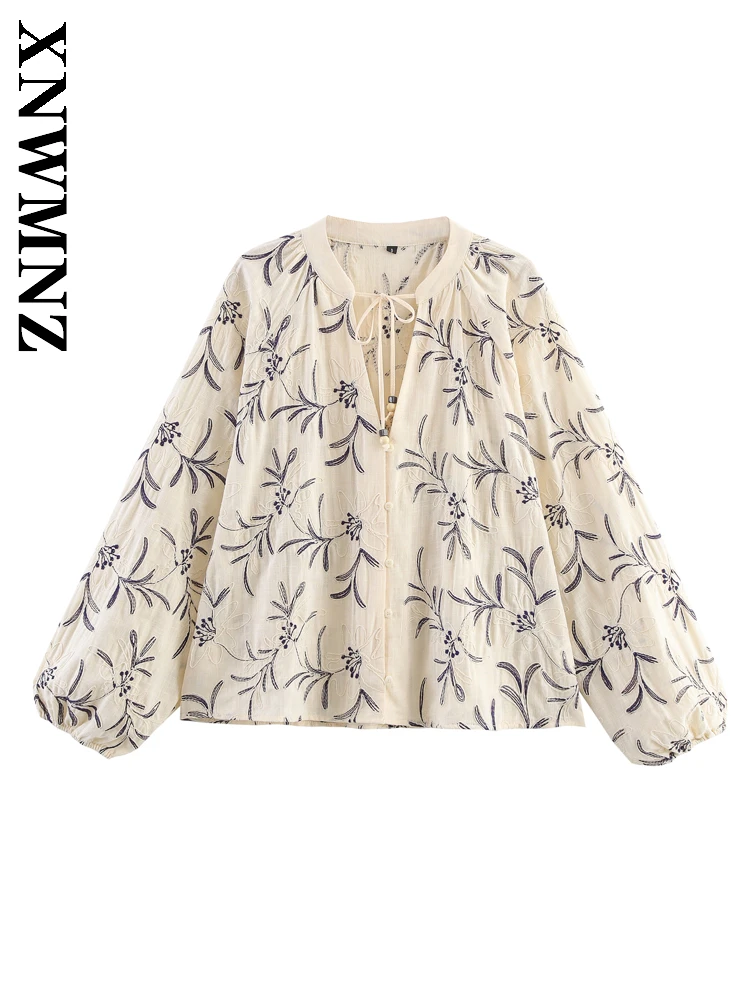 XNWMNZ 2025 осенняя женская мода, повседневная рубашка с длинным рукавом и v-образным воротником, вышивка, топ с длинными рукавами, шикарная винтажная женская рубашка с цветочным принтом, галстук
XNWMNZ 2025 осенняя женская мода, повседневная рубашка с длинным рукавом и v-образным воротником, вышивка, топ с длинными рукавами, шикарная винтажная женская рубашка с цветочным принтом, галстук