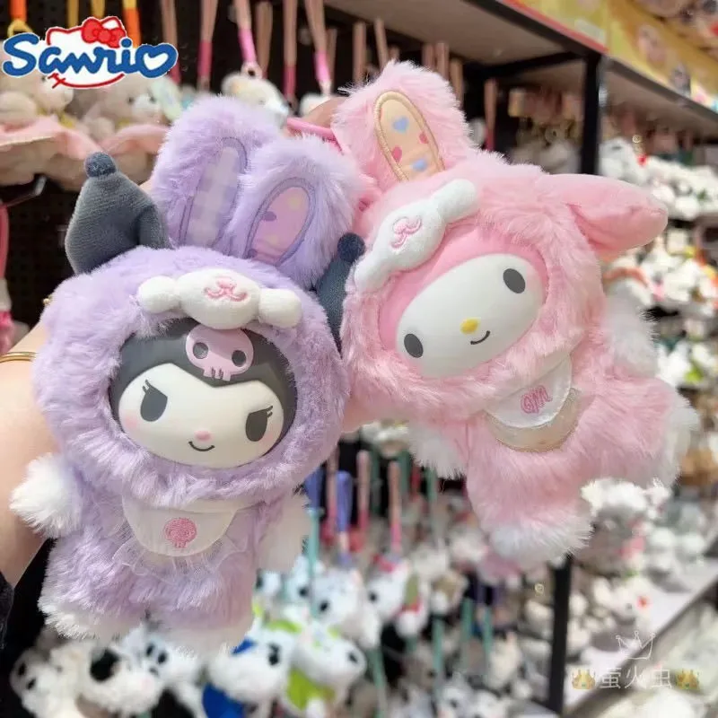 Аниме Sanrio Elf Rabbit Series плюшевая кукла Мелодия Куроми Hellokitty Cinnamoroll Pochacco плюшевый рюкзак кулон декоративные игрушки
Аниме Sanrio Elf Rabbit Series плюшевая кукла Мелодия Куроми Hellokitty Cinnamoroll Pochacco плюшевый рюкзак кулон декоративные игрушки