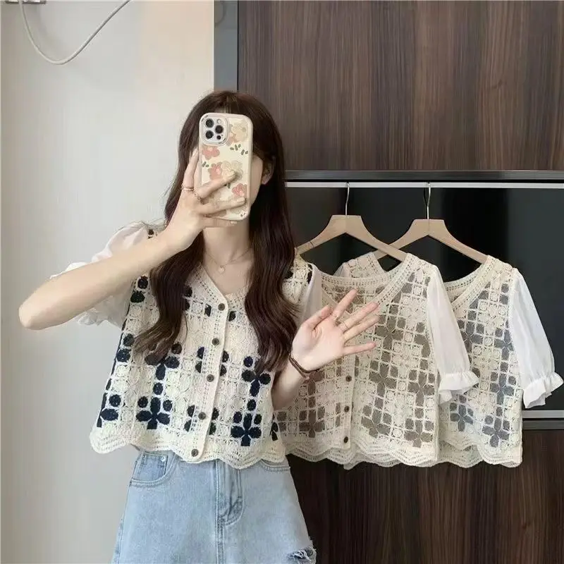 Lace Hollow out Short Sleeve Knitted Cardigan Shirt Thin Summer New Style Women's Loose Fit Bubble Sleeve Polyester Fiber
Lace Hollow out Short Sleeve Knitted Cardigan Shirt Thin Summer New Style Women's Loose Fit Bubble Sleeve Polyester Fiber