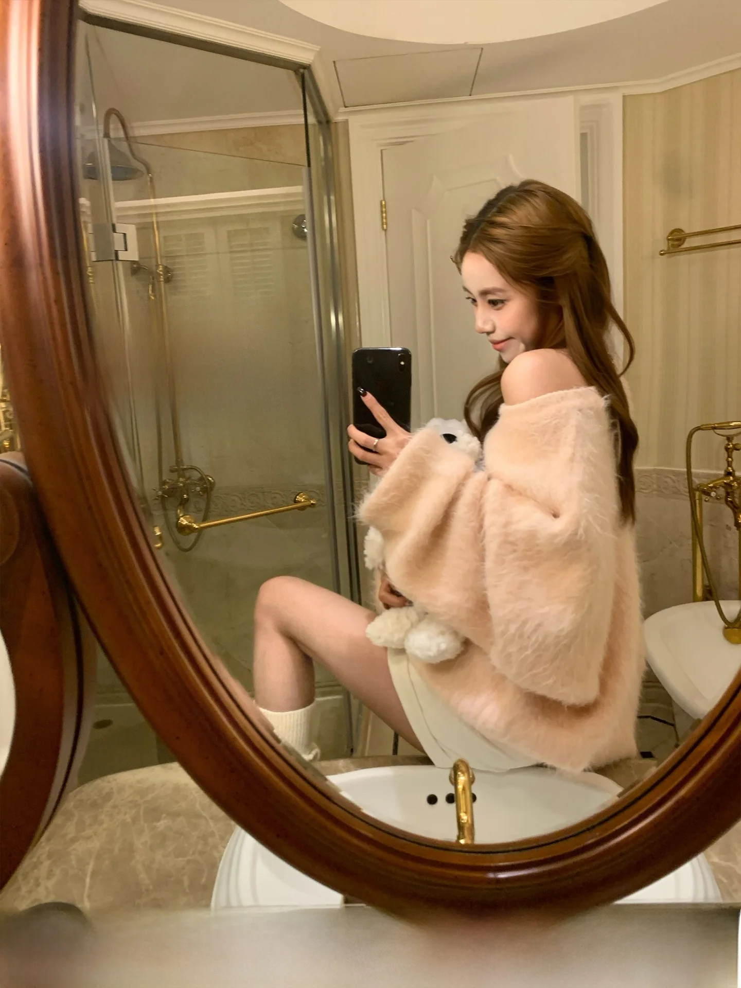 Мягкий уютный свитер свободного кроя с круглым вырезом и эффектом меха норки First Love от Circle Circle Commute Sle Pure E-commerce Fashion
Мягкий уютный свитер свободного кроя с круглым вырезом и эффектом меха норки First Love от Circle Circle Commute Sle Pure E-commerce Fashion