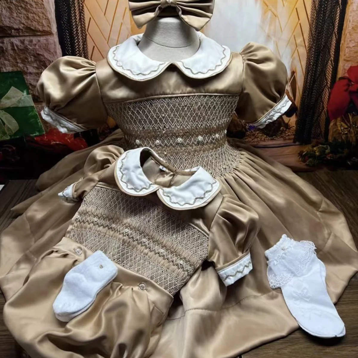 0-12Y Baby Girl Khaki Handmade Embroidery Smocked Dress Boy Suit for Birthday Photography Holiday Eid Casual Christmas A328
0-12Y Baby Girl Khaki Handmade Embroidery Smocked Dress Boy Suit for Birthday Photography Holiday Eid Casual Christmas A328