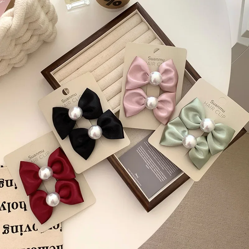 2pcs/set Bowknot Pearl Hairpin Elegant Headwear Korean Sweet Exquisite Silks Pigtail Clips Barrettes Hair Accessories for Women
2pcs/set Bowknot Pearl Hairpin Elegant Headwear Korean Sweet Exquisite Silks Pigtail Clips Barrettes Hair Accessories for Women