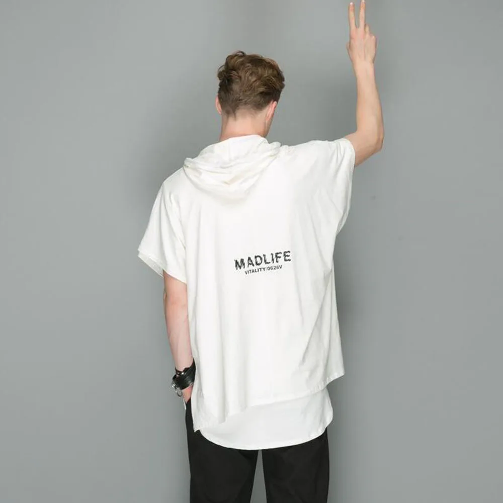 Mens Casual Letter Printed Hooded Cape Genderless 2024 New Fashion Streetwear Personalized Versatile Short Sleeve Top Unisex
Mens Casual Letter Printed Hooded Cape Genderless 2024 New Fashion Streetwear Personalized Versatile Short Sleeve Top Unisex