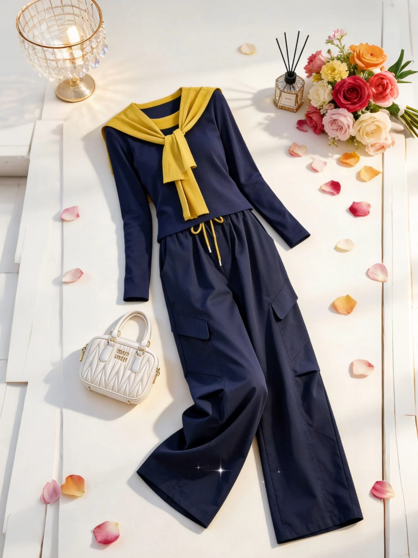 Stylish Versatile Women's Shoulder Wrap Top And Wide Leg Pants Two Piece Set Spring 2026 Casual Sporty Look for Office
Stylish Versatile Women's Shoulder Wrap Top And Wide Leg Pants Two Piece Set Spring 2026 Casual Sporty Look for Office