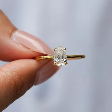 Luxuriöser Damen-Moissanit-Diamantring aus 100 % echtem 18-karätigem Gold mit 1 Karat Tropfen-Diamantring, Ehering